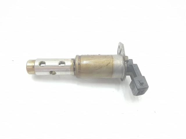 7585425 BMW