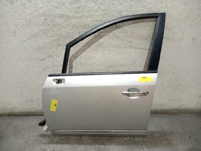 Comprar Puerta delantera izquierda KIA Carens  FG a bajo precio