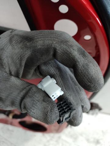 Puerta delantera izquierda KIA Rio 2 JB