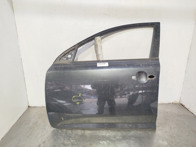 Puerta del conductor KIA Ceed  familiar comprar en España