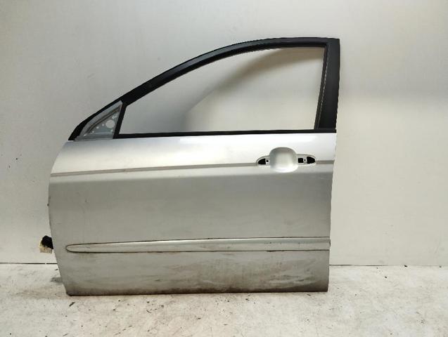 Puerta del conductor KIA Cerato  (LD)
