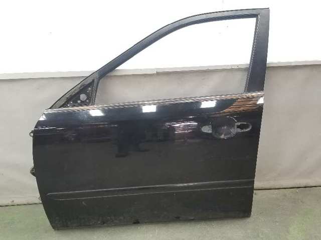 Puerta delantera izquierda 760032G010 Hyundai/Kia