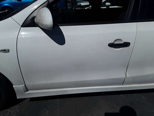 Puerta delantera izquierda 760032L010 Hyundai/Kia