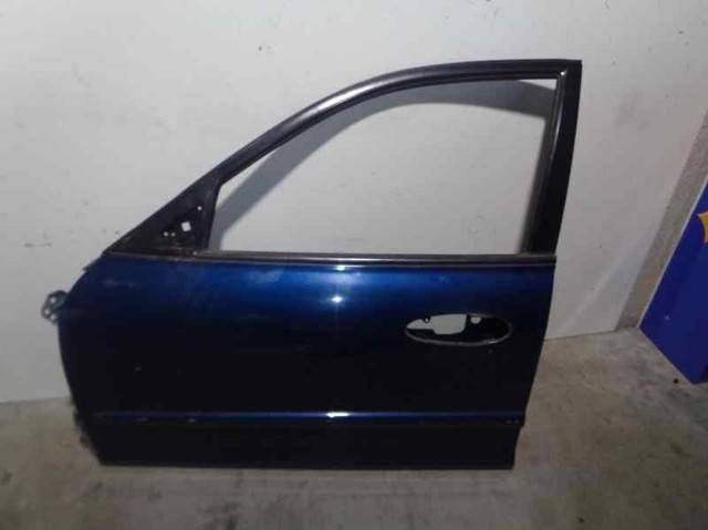 Puerta delantera izquierda 7600338110 Hyundai/Kia