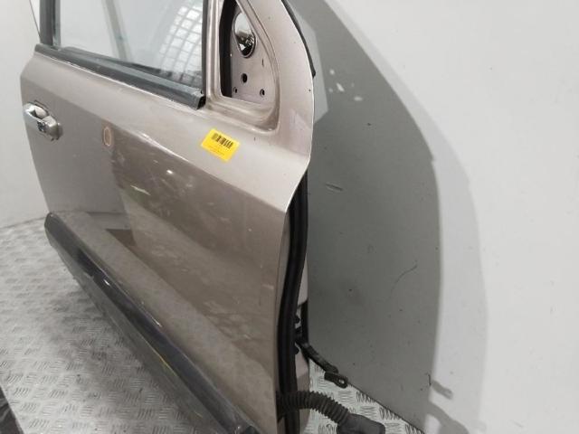 760033E111 Puerta delantera izquierda  comprar en Zaragoza