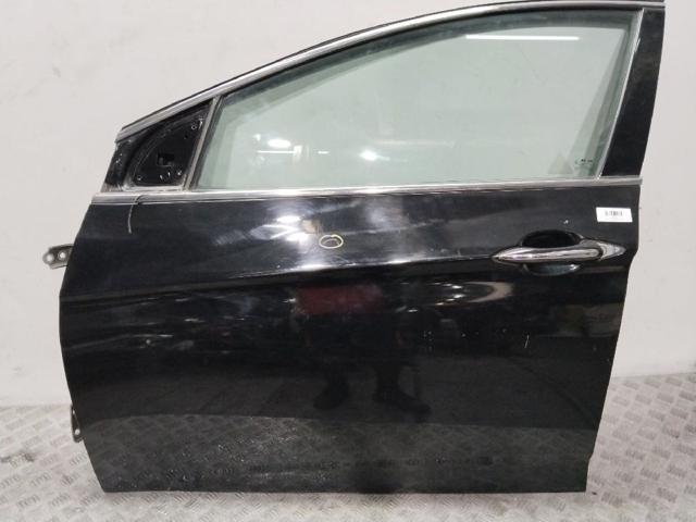 760033Z000 HYUNDAI Puerta delantera izquierda  en stock Gandía