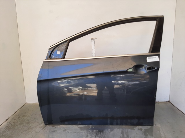 Puerta delantera izquierda para Hyundai I40 VF