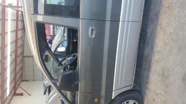 Puerta delantera izquierda para Hyundai H-1 STAREX A1
