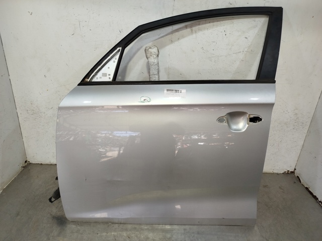 Puerta del conductor KIA Carens  monovolumen comprar en España