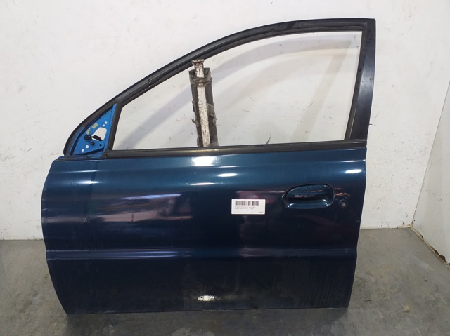 Puerta delantera izquierda 76003FD100 Hyundai/Kia