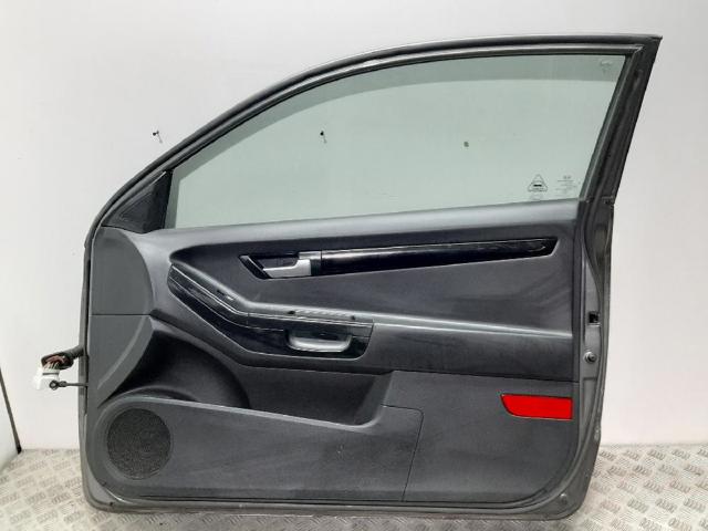 760041H000 HYUNDAI Puerta delantera derecha  en stock Huelva