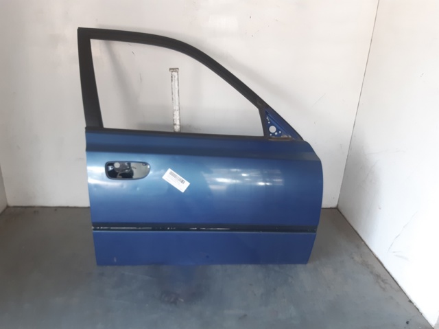 Puerta delantera derecha 7600425031 Hyundai/Kia