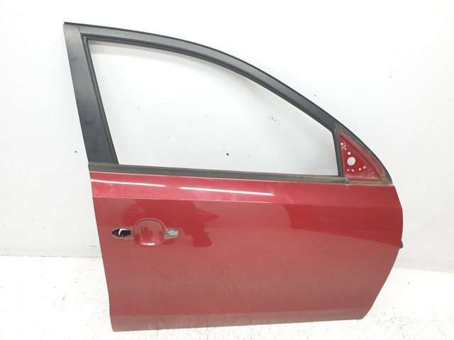 Puerta delantera derecha 760042R010 Hyundai/Kia