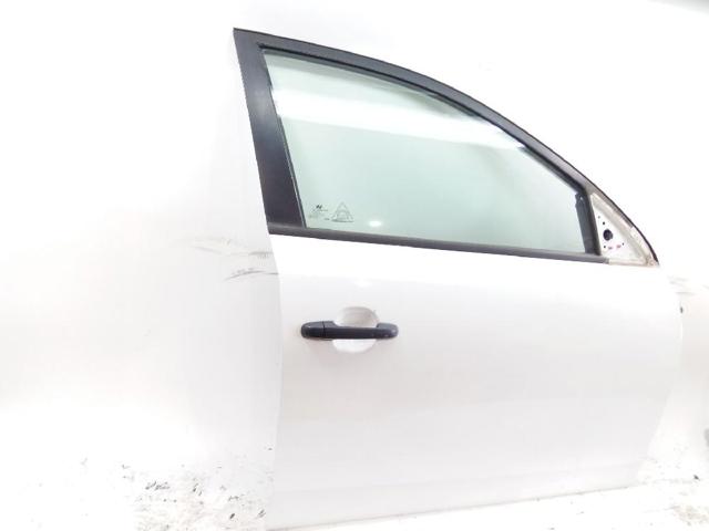760042R010 HYUNDAI Puerta delantera derecha comprar Madrid