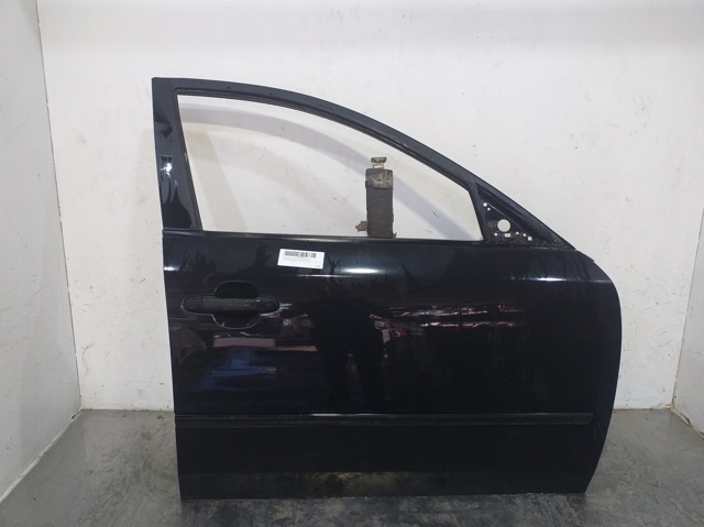 Puerta delantera derecha 760043K010 Hyundai/Kia