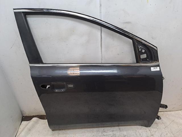 Puerta delantera derecha 76004F1000 Hyundai/Kia