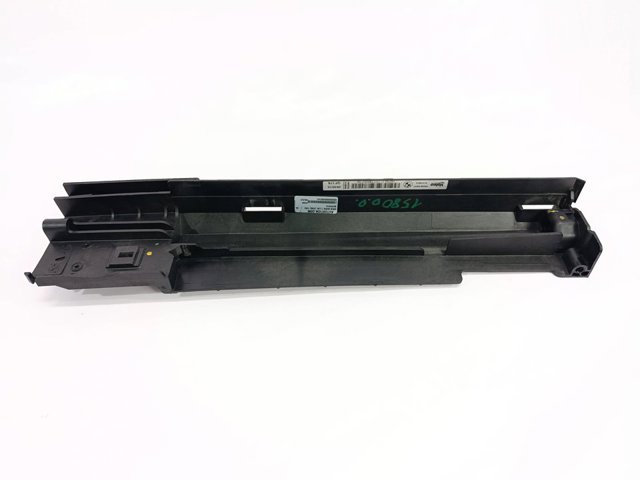 Soporte derecho del radiador 7600537 BMW