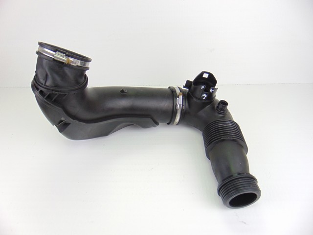 Tubo flexible de aire de sobrealimentación 7605638 BMW