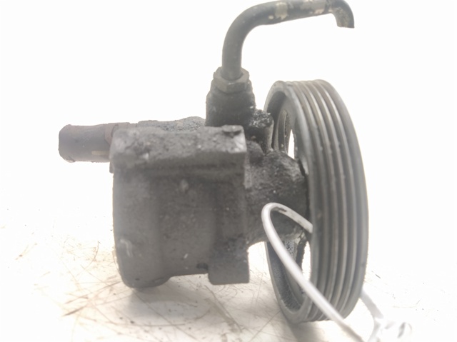 RENAULT 7683955126 Bomba de dirección comprar Pamplona