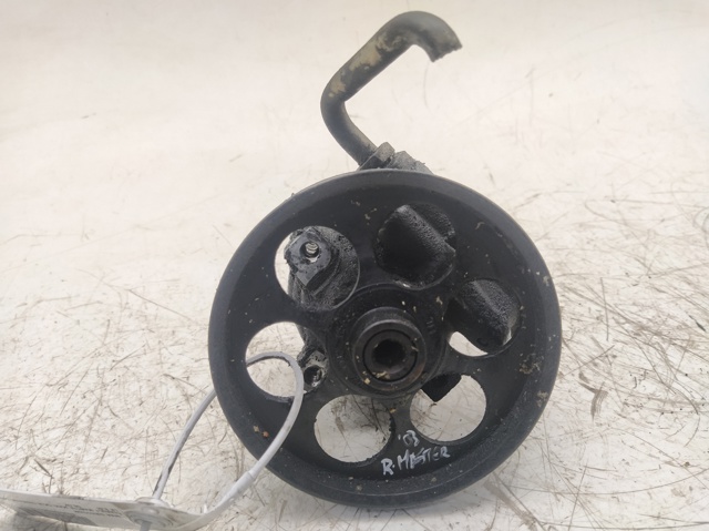 RENAULT 7683955126 Bomba de dirección asistida  comprar en Albacete