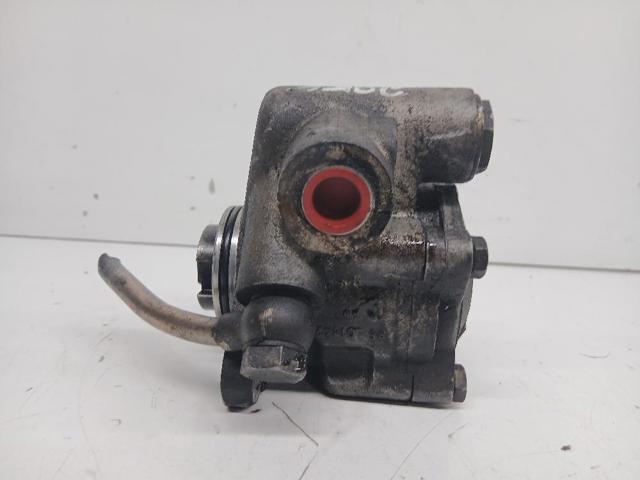 7684955124 IVECO Bomba de dirección asistida  disponible Alicante