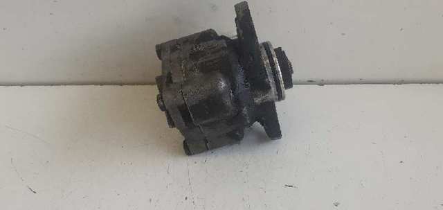 IVECO 7684955124 Bomba de dirección comprar Pamplona