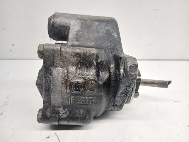 7684955124 IVECO Bomba de dirección  en stock Gandía