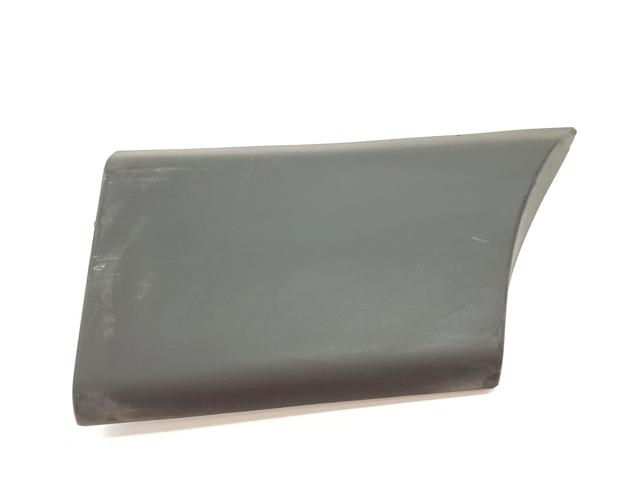 Moldura de guardabarro trasero derecho 768F30005R Renault (RVI)