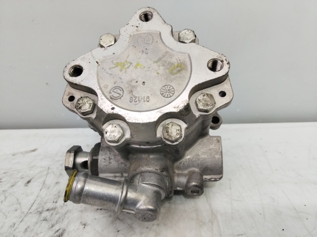 VAG 7690955102 Bomba de dirección asistida  disponible Valladolid