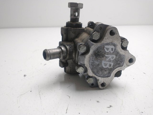 7690955121 VAG Bomba de dirección  en stock Huelva
