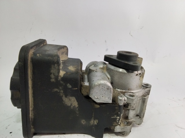 7691900513 BMW Bomba de dirección  en stock Córdoba