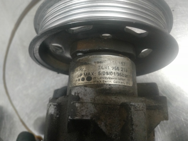 7691955213 VAG Bomba de dirección  en stock Córdoba