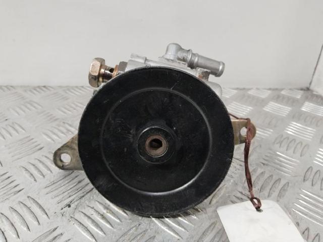 Bomba hidráulica de dirección Nissan Primera P11