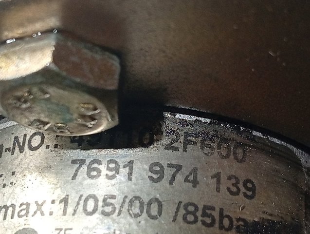 NISSAN 7691974139 Bomba de dirección  en stock Salamanca
