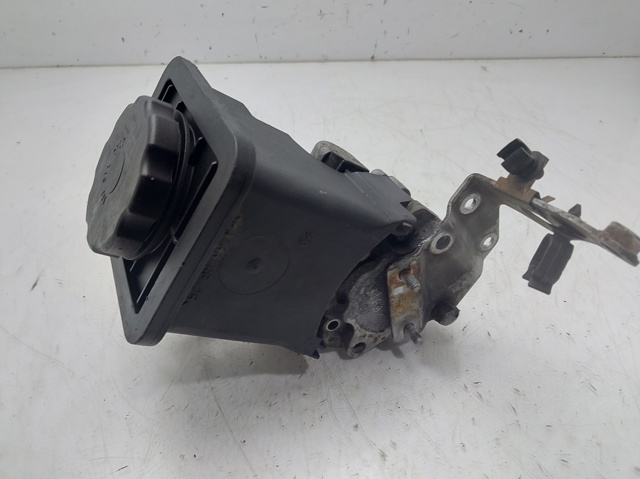 7692900517 BMW