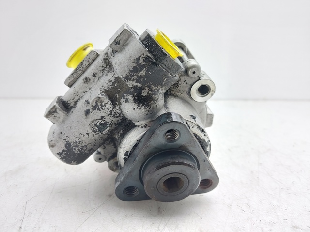 7692974519 BMW Bomba de dirección  en stock Huelva