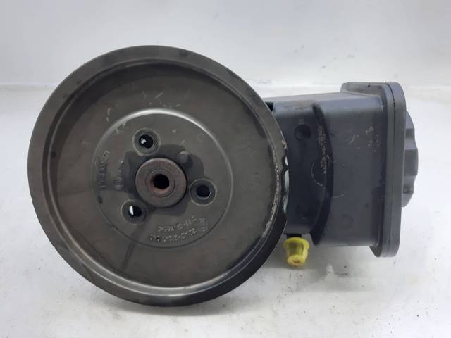 7692974519 Bomba de dirección  en stock Granada