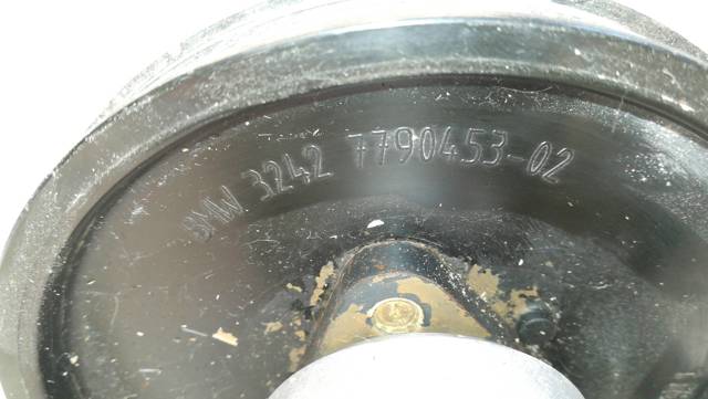 7692974546 BMW Bomba de dirección asistida  disponible Alicante