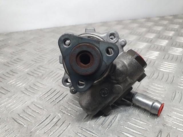 BMW 7692974546 Bomba de dirección  en stock Salamanca