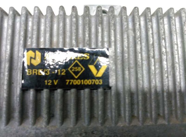 7700100703 RENAULT Relé de los calentadores comprar Alcalá