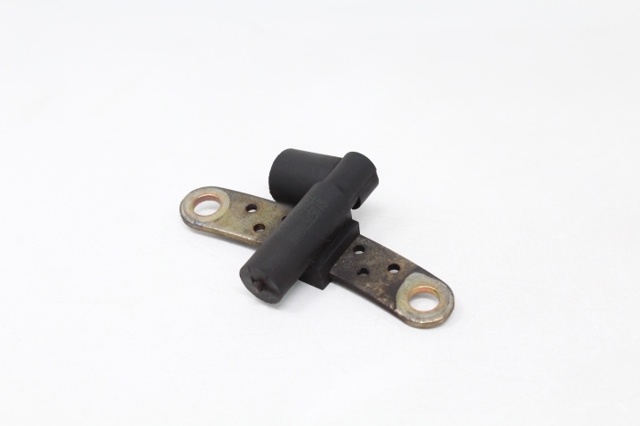 Sensor de posición del cigüeñal 7700103069A RENAULT
