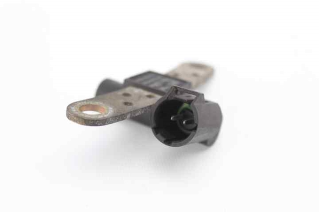 7700103069A RENAULT Sensor de posición del cigüeñal  disponible Vigo