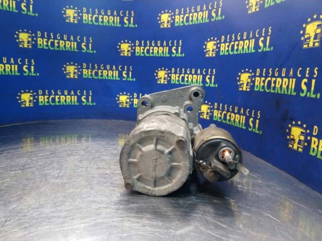 7700104674 Motor de arranque  disponible Utrera