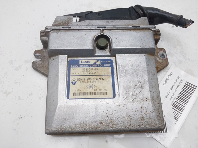 RENAULT 7700104956 Unidad de control del motor (ECU)  disponible Valladolid