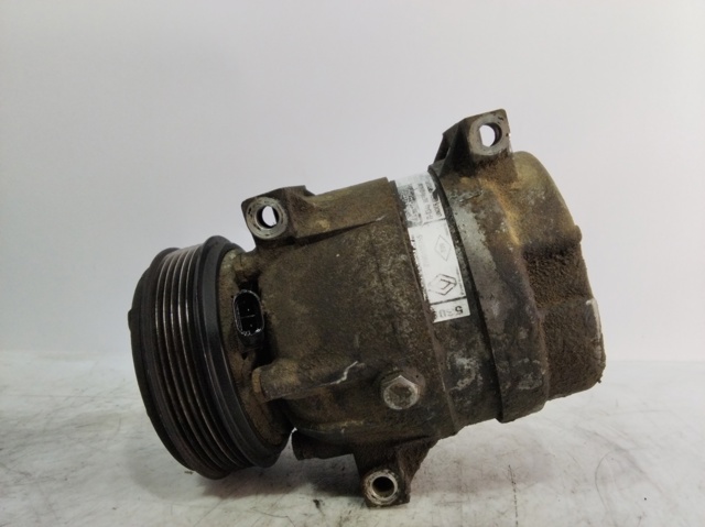 RENAULT 7700105765 Compresor de aire acondicionado  comprar en Ponferrada