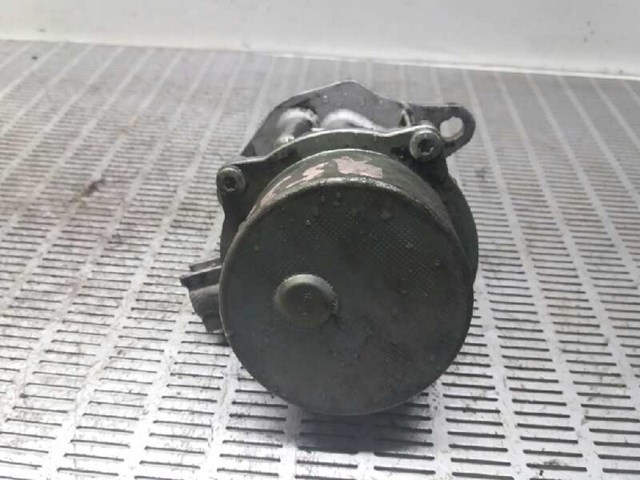 Depresor freno / bomba vacío para renault clio ii 1.9 d (b/cb0j) f8q 7700106624B