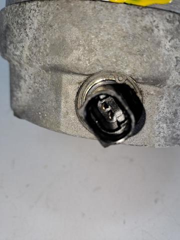 7700108413 Compresor de aire acondicionado  en stock Sabadell
