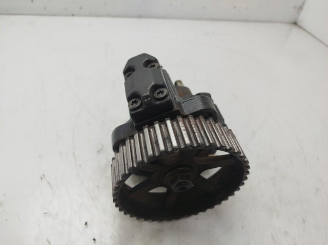 RENAULT 7700111010 Bomba inyectora comprar Tarragona