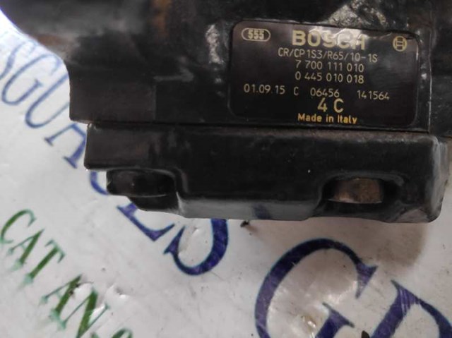 RENAULT 7700111010 Bomba de alta presión de combustible  comprar en Albacete