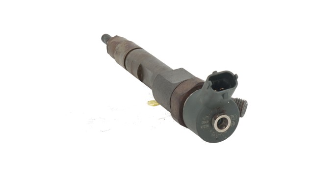 7700111014 RENAULT Inyector de combustible  disponible Vigo